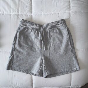 Aritzia TNA Sweat Shorts, Grey M